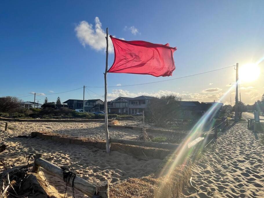 Beach House On Stockton Beach, Newcastle Villa Bagian luar foto